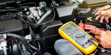 Cách chọn Đồng hồ vạn năng cho ô tô