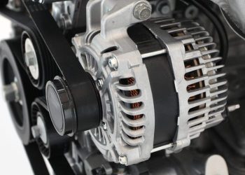 Cách điều chỉnh giá đỡ máy phát điện