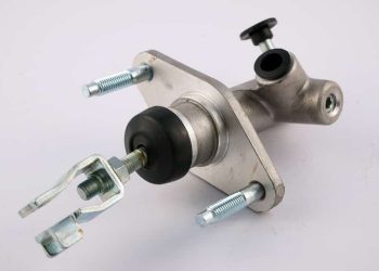 5 dấu hiệu nhận biết xi lanh chính ly hợp bị hỏng