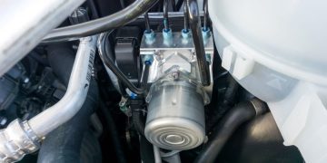 ESC, ESP là gì? Hệ thống Kiểm soát ổn định điện tử