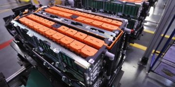 Pin EV (Xe điện) hoạt động như thế nào?