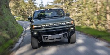 Top SUV điện – 5 Nữ hoàng On-Road và 5 Nhà vô địch Địa hình