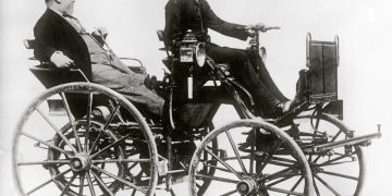 Tiểu sử Nhà phát minh ô tô Gottlieb Daimler