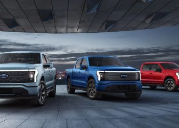 Tại sao Ford cần giới thiệu Lightning Raptor