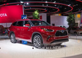 Toyota Highlander hybrid: Mọi thứ bạn cần biết