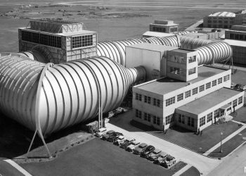 Wind tunnels – Đường hầm gió