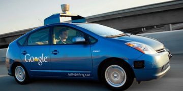 Sự phát triển của công nghệ xe hơi hiện đại