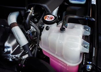 Coolant Expansion Tank – Bình giãn nở nước làm mát