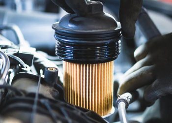 5 Triệu Chứng Bộ Lọc Nhiên Liệu Hư Hỏng Rõ Rệt (Đừng Bỏ Qua)