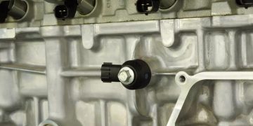 Có thể lái xe với cảm biến kích nổ hư hỏng?