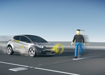 Xe tự hành xử lý tình huống bất ngờ thế nào? Phân tích phản xạ 100 mili-giây